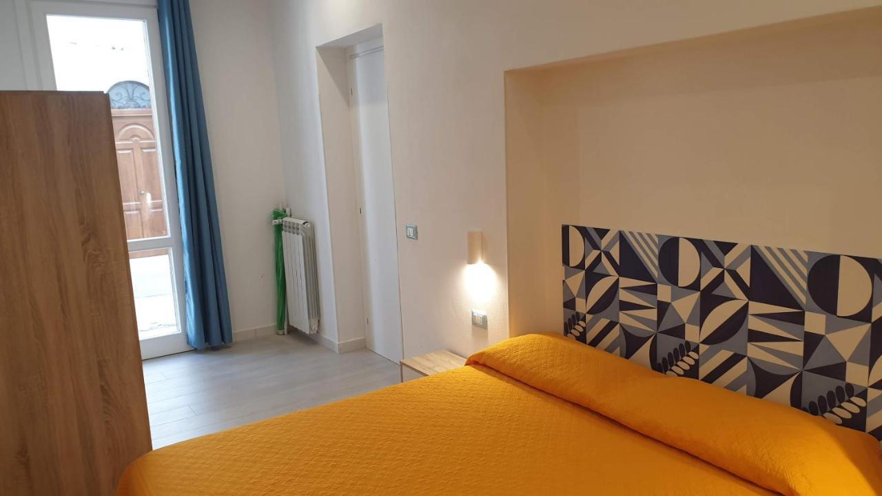 Mami Holiday House 卡斯泰拉马莱 外观 照片